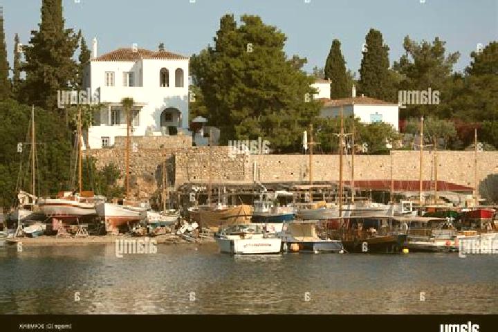 Kinsley, 25 — Escort in Archaio Limani, Greece