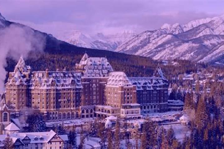 Kinsley, 25 — Escort in Banff, Canada