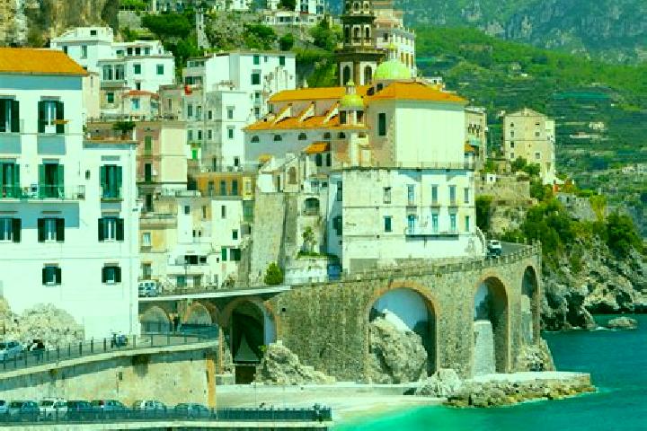 Kinsley, 25 — Escort in Bormida, Italy
