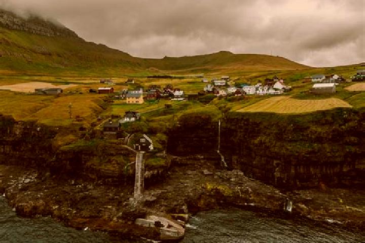 Kinsley, 25 — Escort in Eidi, Faroe Islands