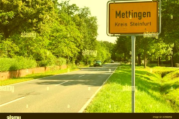 Kinsley, 25 — Escort in Mettingen, Germany