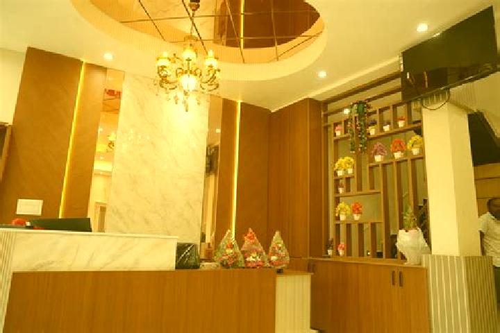 Kinsley, 25 — Escort in Ujjain, India