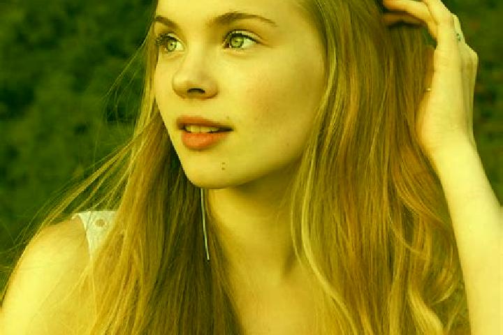 Kinsley, 25 — Escort in Weede, Germany