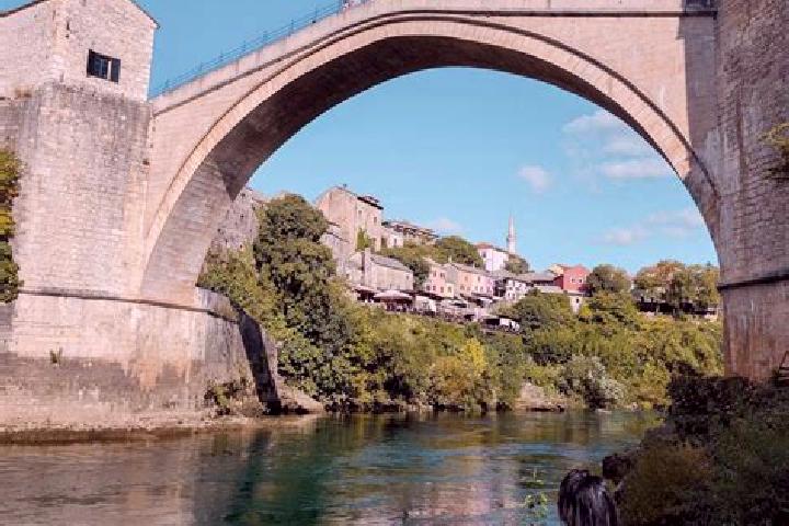 Kinsley, 25 — Escort in Zavidovici, Bosnia and Herzegovina