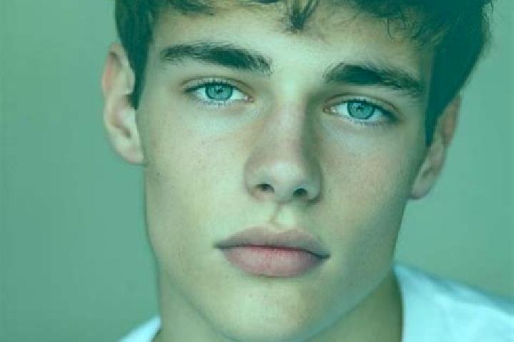 Kinsley, 26, a black brown-eyed caucasian companion based in Beauvechain. Offering Prostate Massage, Deep French Kissing, 69, BDSM. Available for incall and ...