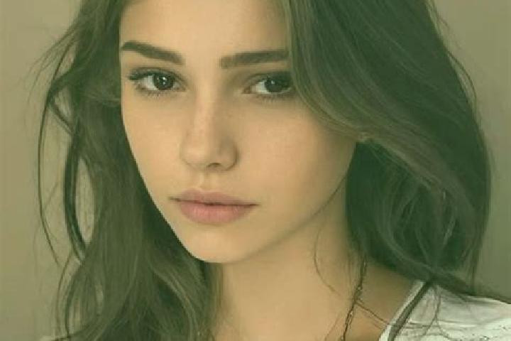 Kinsley, 26, a chestnut grey-eyed slavic companion based in Cemaes Bay. Offering CIM, Domination, Girlfriend Experience, Duos. Available for incall and outca...