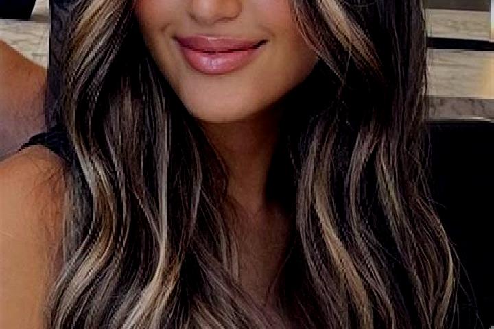 Kinsley, 26, a dark blonde brown-eyed mixed companion based in Pedra Mole. Offering Erotic Massage, Deep French Kissing, Tantra, Dinner Date. Available for i...