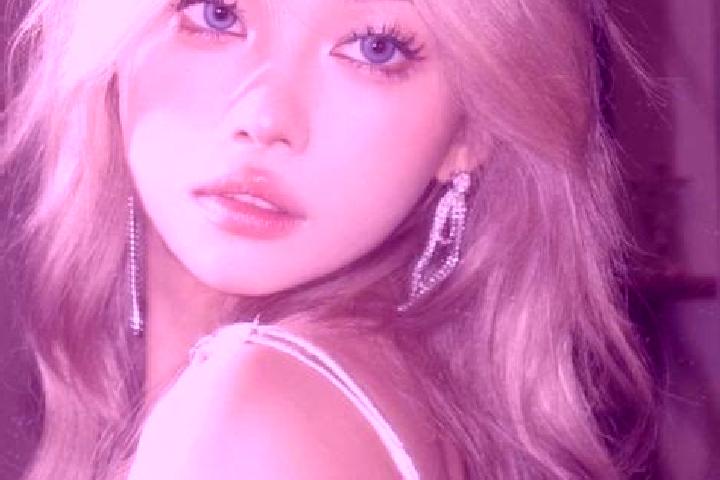 Kinsley, 26, a platinum blonde green-eyed asian companion based in Oxley. Offering Roleplay, Overnight, Duos, 69, OWO. Available for incall and outcall, over...