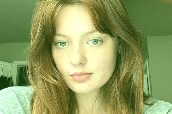 Kinsley, 26, a red hazel-eyed mediterranean companion based in Benisuera. Offering 69, Duos, Dinner Date, Erotic Massage. Available for incall and outcall, d...