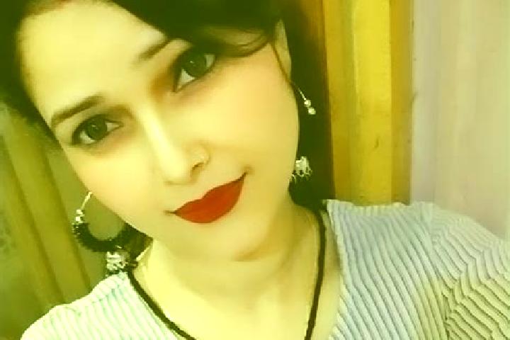 Kinsley, 26 — Escort in Khutar, India