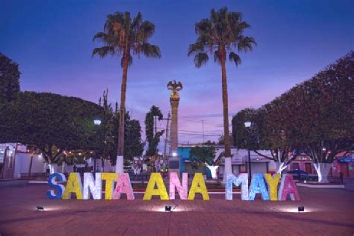 Kinsley, 26 — Escort in Santa Ana Maya, Mexico