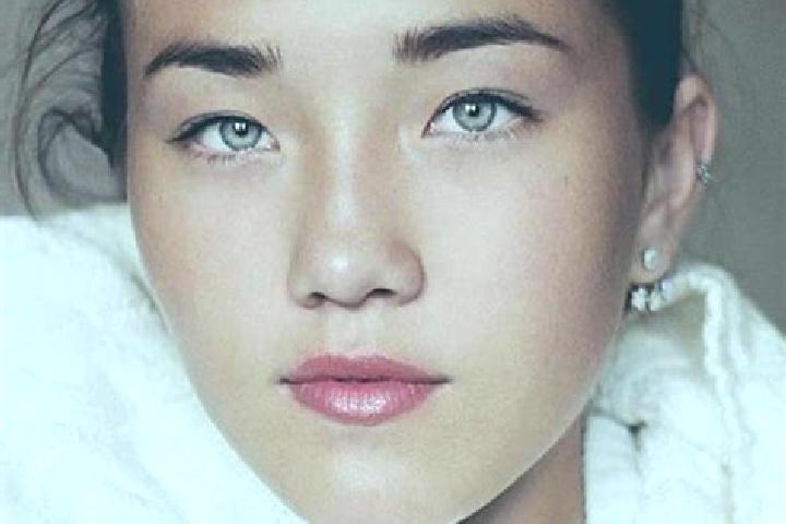 Kinsley, 27, a black grey-eyed caucasian companion based in Anglade. Offering Tantra, Couples, OWO, Girlfriend Experience. Available for incall and outcall, ...