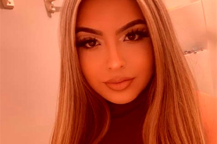 Kinsley, 27, a blonde brown-eyed latina companion based in Tschirn. Offering Girlfriend Experience, Party Girl, BDSM. Available for incall and outcall, day a...