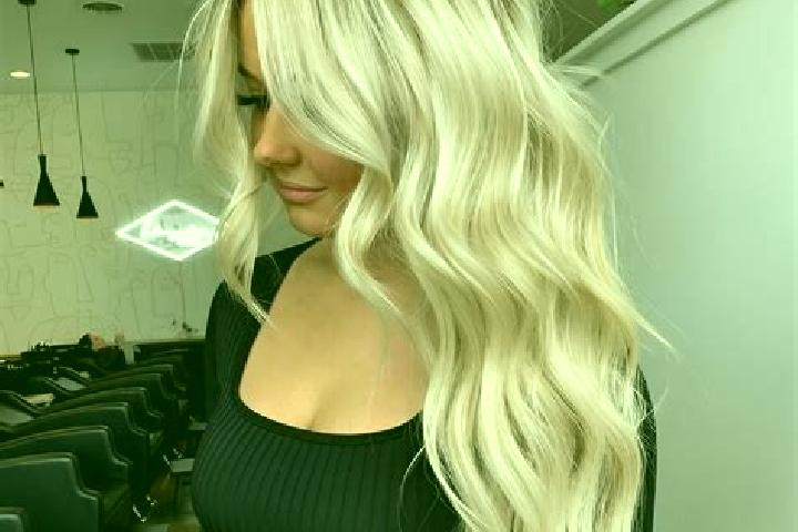 Kinsley, 27, a platinum blonde amber-eyed ebony companion based in Penapolis. Offering Erotic Massage, BDSM, Deep French Kissing, Couples, Dinner Date. Avail...