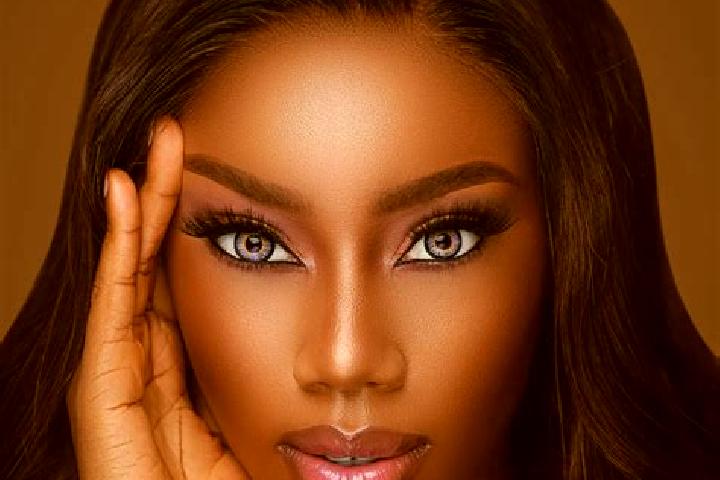 Kinsley, 27, a red blue-eyed ebony companion based in Ban Noen Hom. Offering Dinner Date, Duos, Striptease. Available for incall and outcall, day and evening...