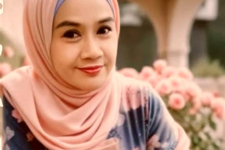 Kinsley, 27 — Escort in Bukan, Iran