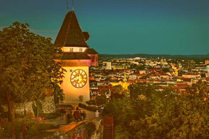 Kinsley, 27 — Escort in Eggenberg, Austria
