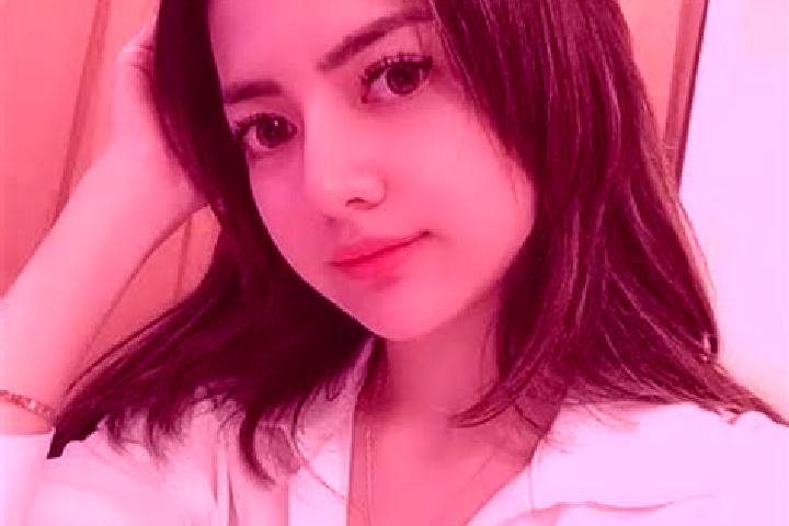 Kinsley, 27 — Escort in Singonegoro, Indonesia