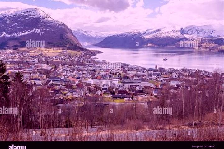 Kinsley, 27 — Escort in Volda, Norway