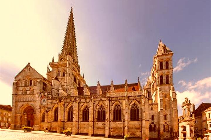 Kinsley, 28 — Escort in Autun, France