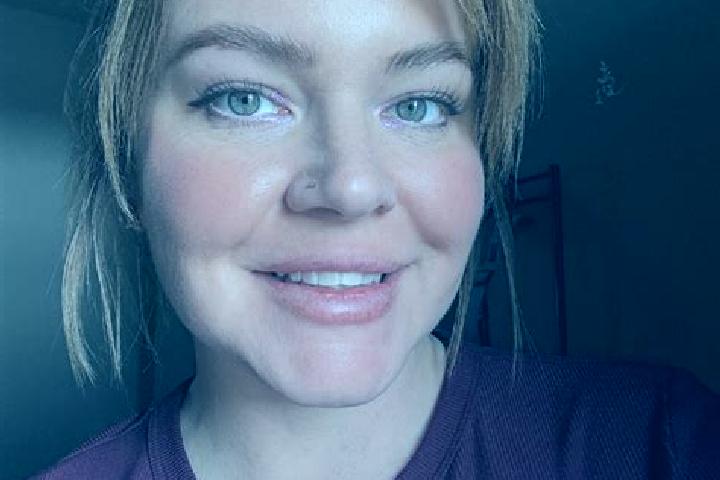 Kinsley, 28 — Escort in Davis Junction, United States