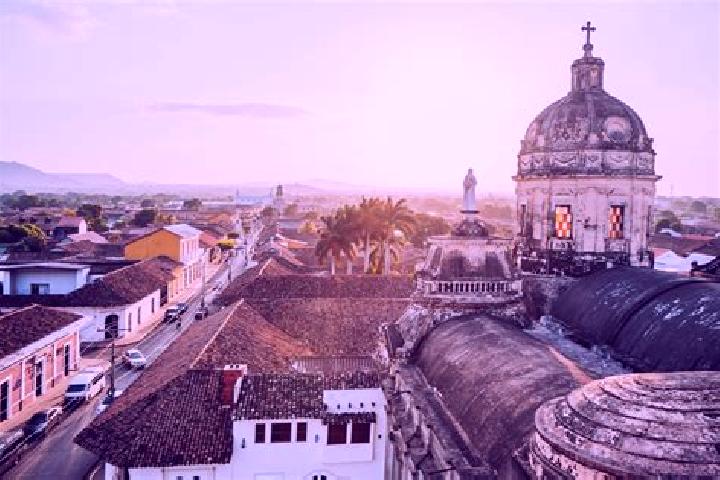 Kinsley, 28 — Escort in Granada, Nicaragua
