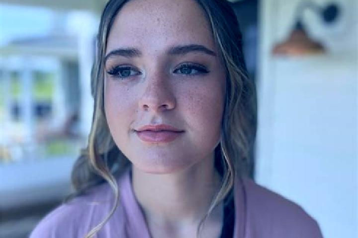 Kinsley, 28 — Escort in Merriam Woods, United States