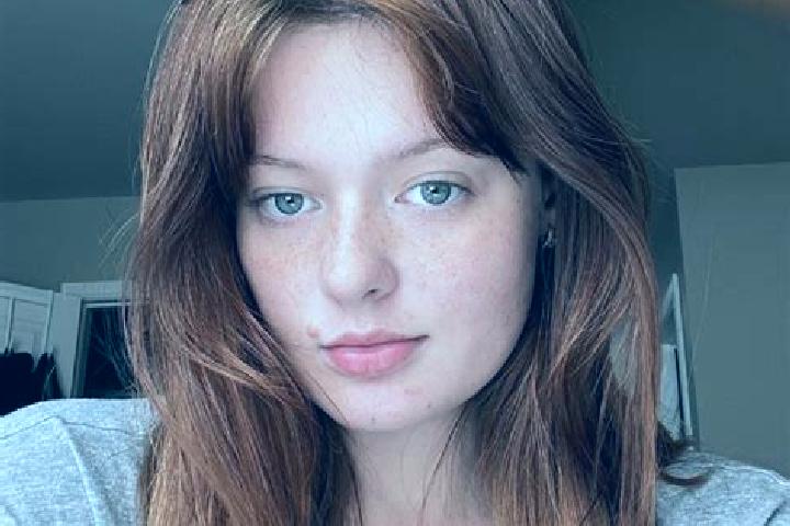 Kinsley, 29, a auburn blue-eyed caucasian companion based in Dannhauser. Offering OWO, Prostate Massage, Striptease, Roleplay, Dinner Date. Available for inc...