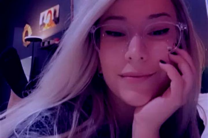 Kinsley, 29, a auburn green-eyed mediterranean companion based in Al Wajh. Offering Overnight, GFE, Girlfriend Experience. Available for incall and outcall, ...
