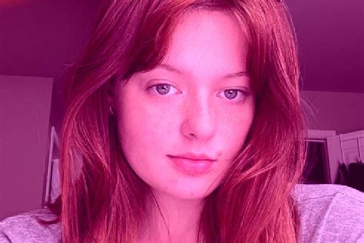 Kinsley, 29, a auburn grey-eyed slavic companion based in Saulieu. Offering Prostate Massage, Couples, A-Level, GFE, Deep French Kissing. Available for incal...