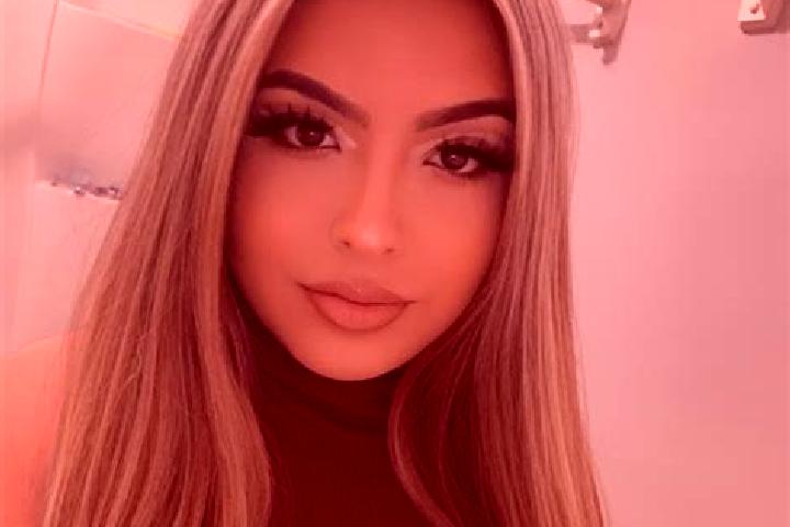 Kinsley, 29, a blonde dark-eyed latina companion based in Ghouazi. Offering Travel Companion, Domination, Massage. Available for incall and outcall, overnigh...