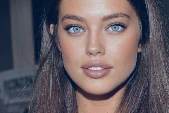 Kinsley, 29, a brunette green-eyed caribbean companion based in Saint Hubert. Offering Deep French Kissing, OWO, Domination, Erotic Massage. Available for in...