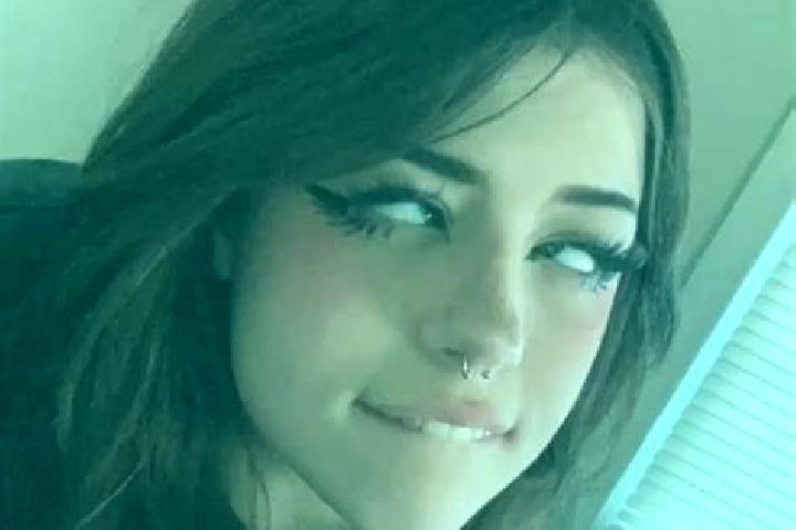 Kinsley, 29, a brunette grey-eyed slavic companion based in Werrington. Offering Party Girl, Massage, OWO. Available for incall and outcall, day and evening ...