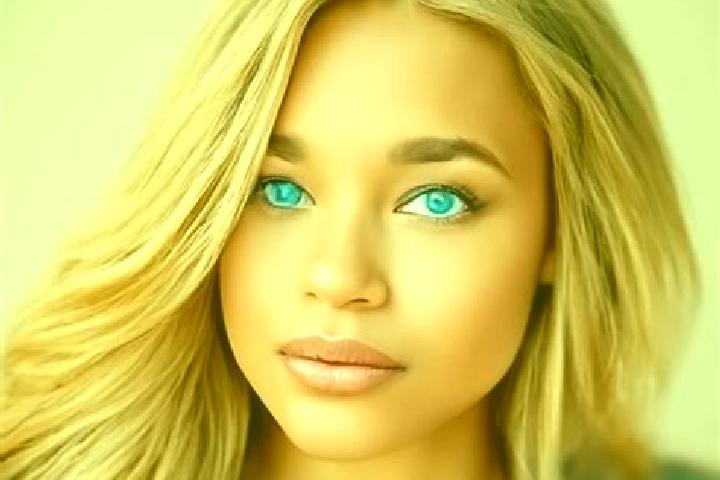 Kinsley, 29, a dark blonde blue-eyed latina companion based in Babot. Offering GFE, Prostate Massage, BDSM. Available for incall and outcall, overnight booki...