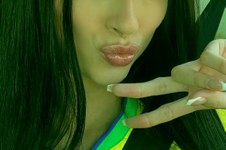 Kinsley, 29 — Escort in Colina, Brazil