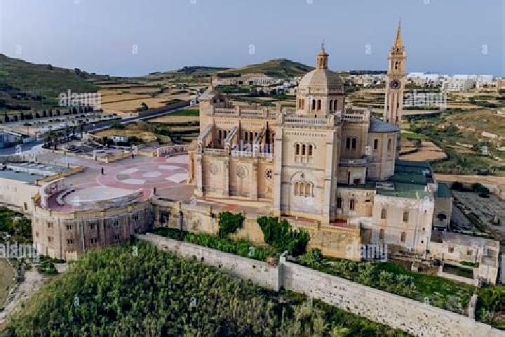 Kinsley, 29 — Escort in Gharb, Malta