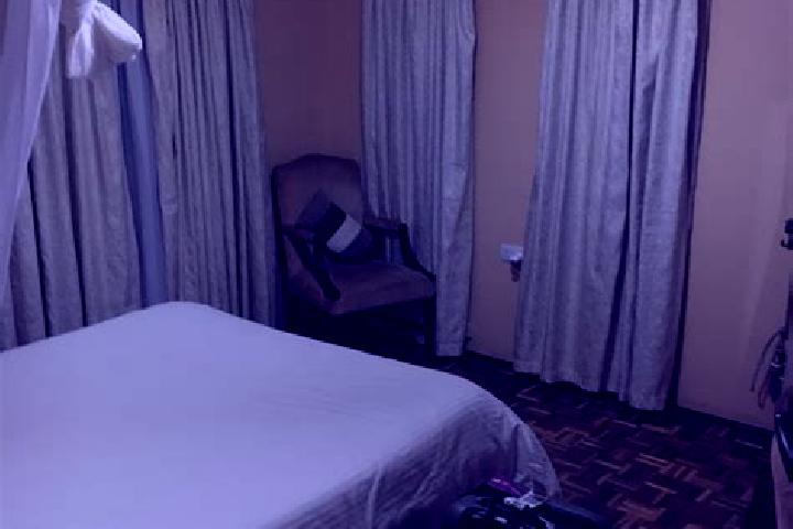 Kinsley, 29 — Escort in Matunda, Kenya