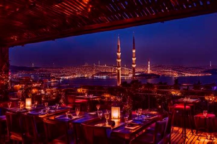 Kinsley, 29 — Escort in Salipazari, Turkey