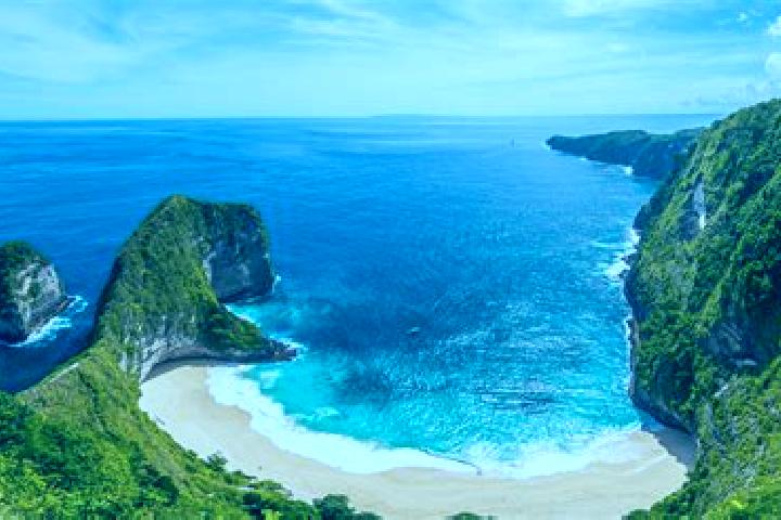 Kinsley, 29 — Escort in Toupopu, Indonesia