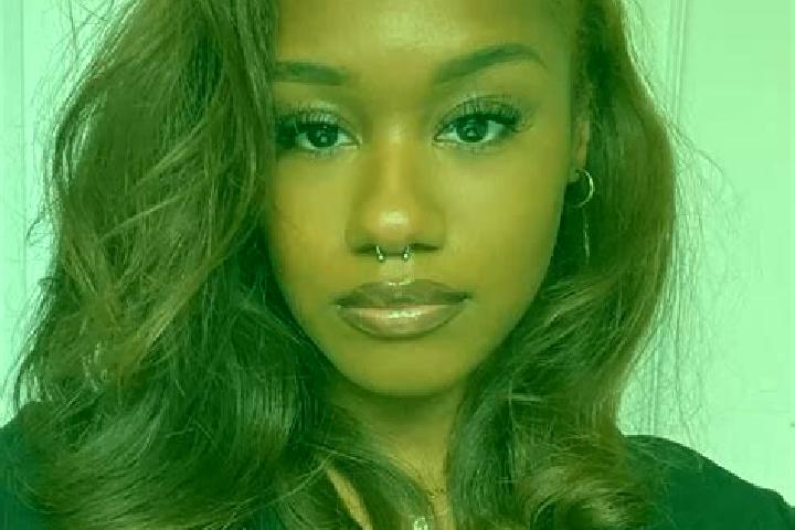 Kinsley, 30, a auburn grey-eyed ebony companion based in Newton Ferrers. Offering Party Girl, CIM, Domination, BDSM. Available for incall and outcall, overni...