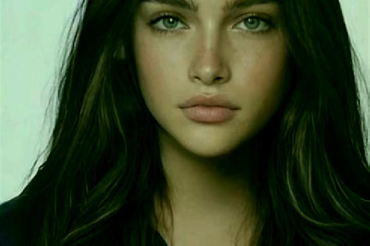 Kinsley, 30, a brunette blue-eyed caucasian companion based in Larantuka. Offering Erotic Massage, Massage, Deep French Kissing, 69, BDSM. Available for inca...