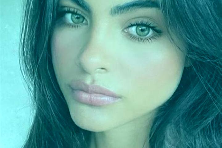 Kinsley, 30, a brunette dark-eyed middle eastern companion based in Barnaul. Offering OWO, Deep French Kissing, Striptease, Roleplay. Available for incall an...