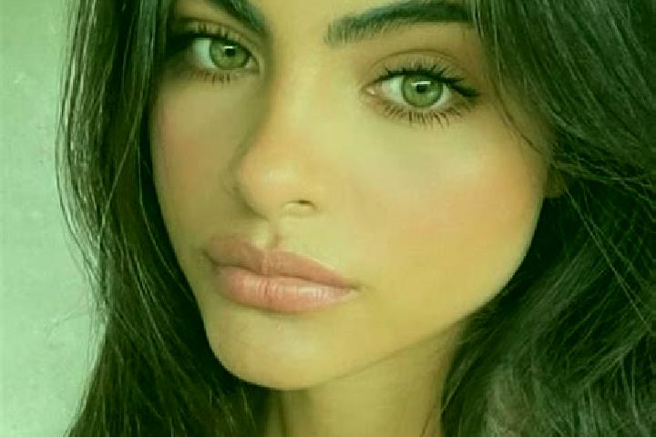 Kinsley, 30, a chestnut grey-eyed indian companion based in Singapay. Offering BDSM, Tantra. Available for incall and outcall, day and evening dates.