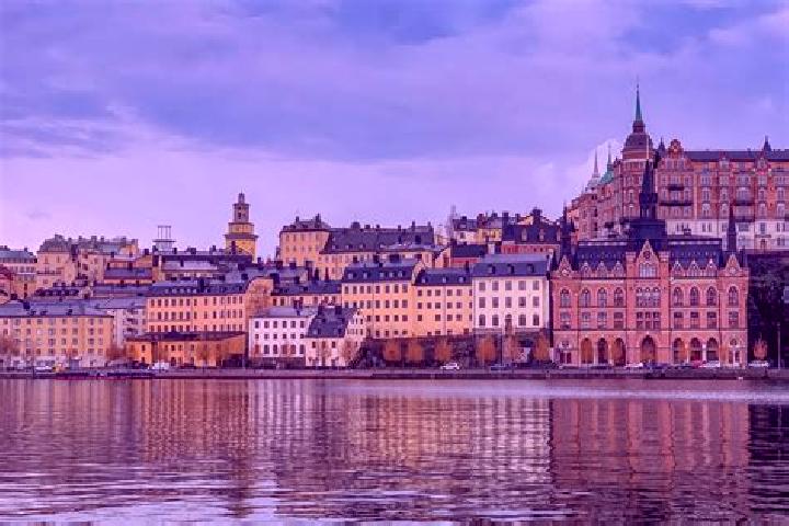 Kinsley, 30 — Escort in Loevstaloet, Sweden