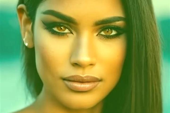 Kinsley, 31, a auburn brown-eyed latina companion based in Lang. Offering Party Girl, CIM, Striptease. Available for incall and outcall, overnight bookings a...