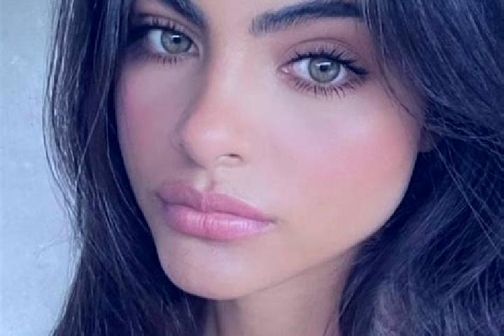 Kinsley, 31, a black hazel-eyed caucasian companion based in Urschenheim. Offering Tantra, Fetish, A-Level, Striptease, Massage. Available for incall and out...