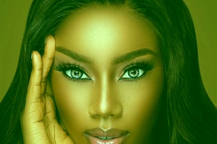 Kinsley, 31, a red blue-eyed ebony companion based in Mukun. Offering Party Girl, CIM, Deep French Kissing. Available for incall and outcall, overnight booki...