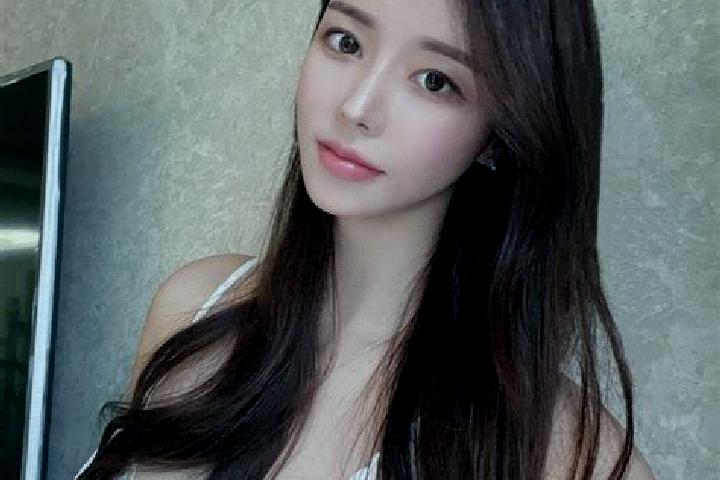 Kinsley, 31 — Escort in Shuangjinhui, China