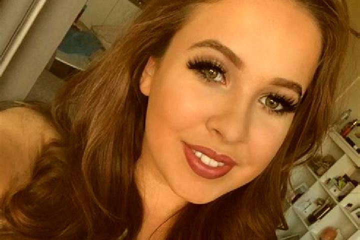 Kinsley, 32, a red brown-eyed caucasian companion based in Store Heddinge. Offering Duos, Overnight, Girlfriend Experience, Fetish, Striptease. Available for...
