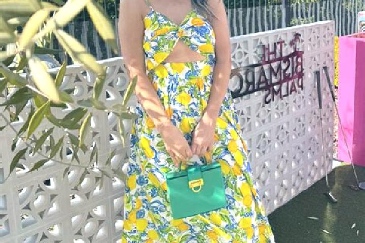 Kinsley, 32 — Escort in Bangawan, India